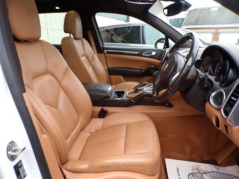 Used Porsche Cayenne 2012 for sale - 76798810: Photo 15