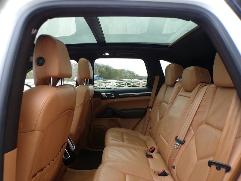 Used Porsche Cayenne 2012 for sale - 76798810: Photo 21