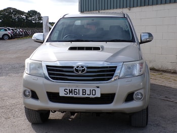 Used Toyota Hilux 2011 for sale - 76088142: Photo