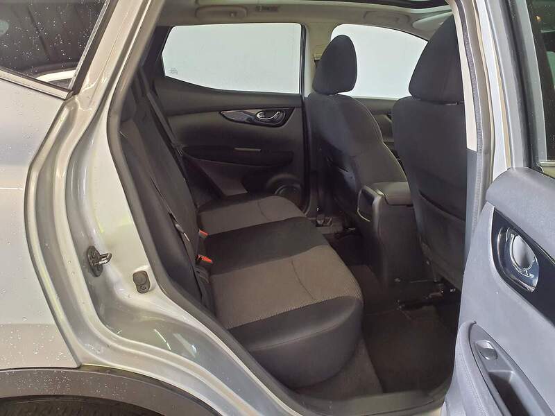 Used Nissan Qashqai 2014 for sale - 76392256: Photo 10
