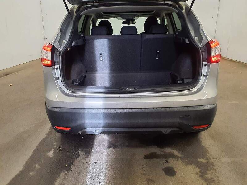 Used Nissan Qashqai 2014 for sale - 76392256: Photo 11