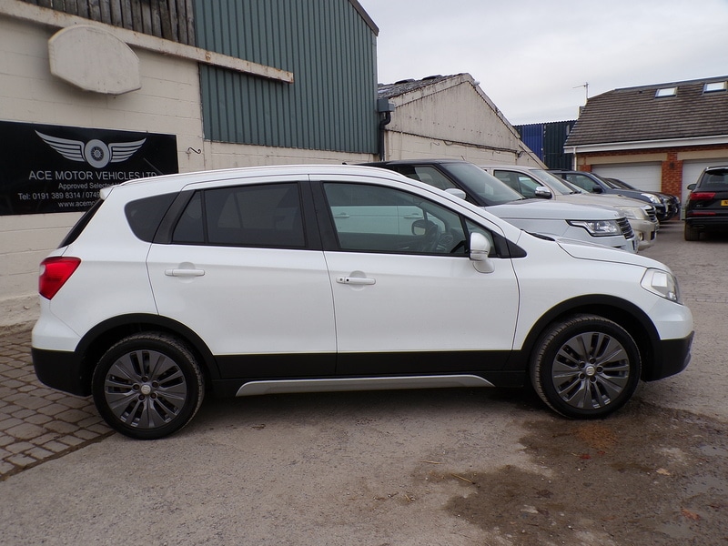 Used Suzuki SX4 S-Cross 2014 for sale - 76418029: Photo 9