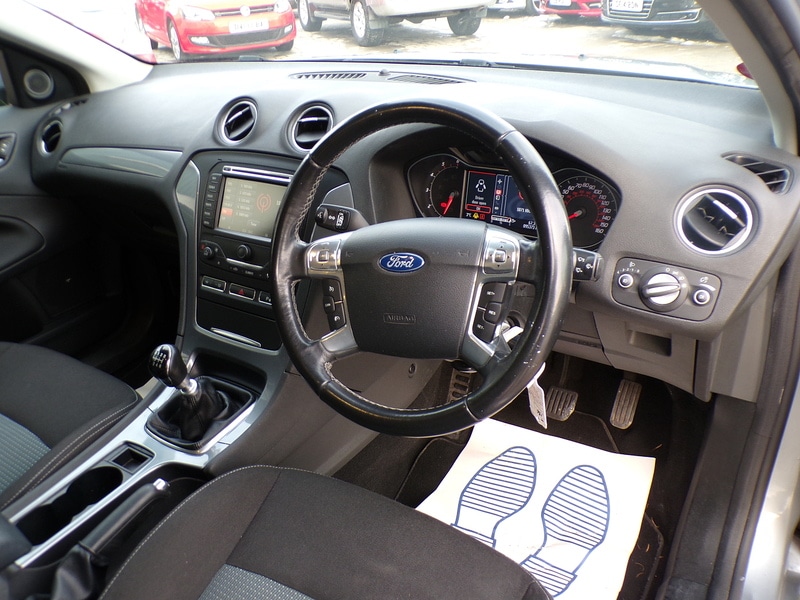 Used Ford Mondeo 2013 for sale - 76582976: Photo 12