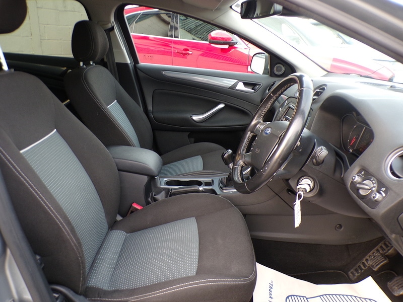 Used Ford Mondeo 2013 for sale - 76582976: Photo 13