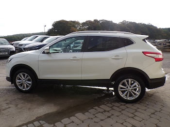 Used Nissan Qashqai 2015 for sale - 76034853: Photo 4