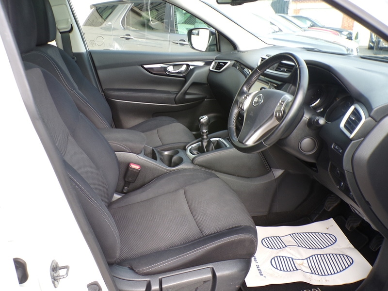 Used Nissan Qashqai 2015 for sale - 76034853: Photo 9