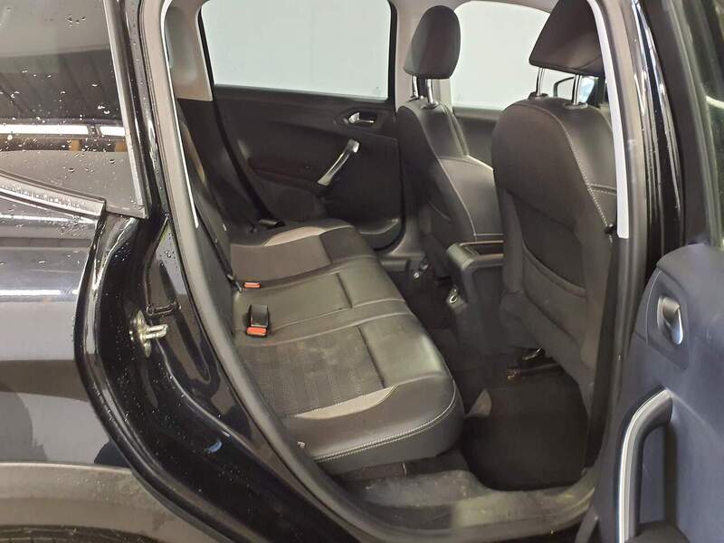 Used Peugeot 2008 2017 for sale - 76763177: Photo 10