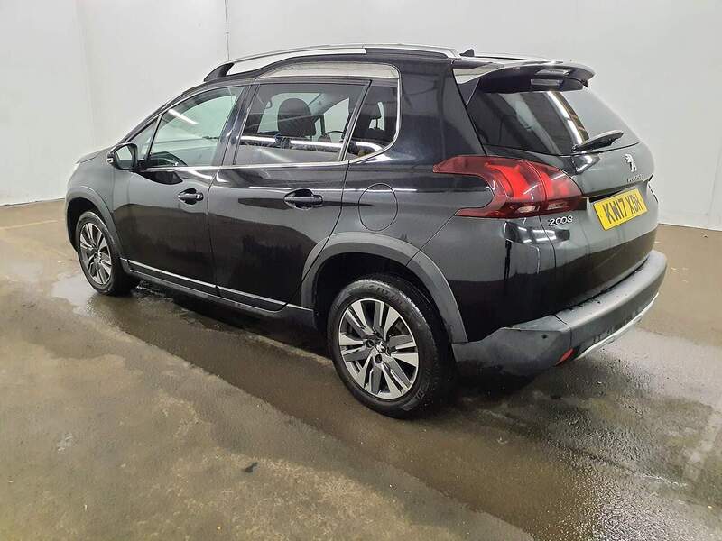 Used Peugeot 2008 2017 for sale - 76763177: Photo 4