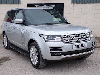 2016 - SD V8 Vogue SE 5-Door