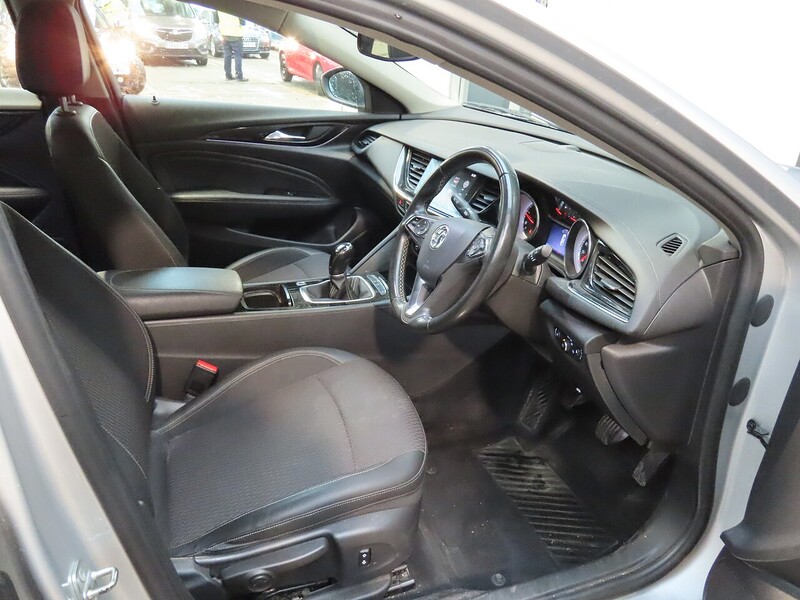 Used Vauxhall Insignia 2017 for sale - 76392264: Photo 7