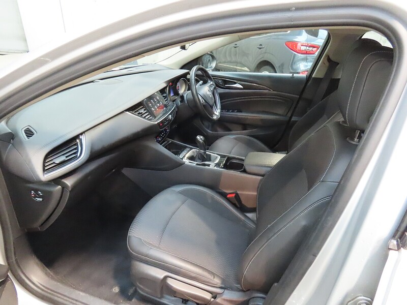 Used Vauxhall Insignia 2017 for sale - 76392264: Photo 8