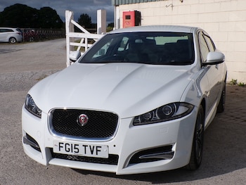 Used Jaguar XF 2015 for sale - 79284663: Photo