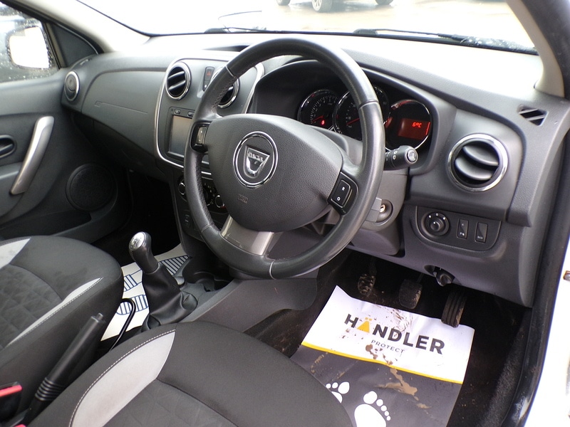 Used Dacia Sandero Stepway 2014 for sale - 77027646: Photo 12