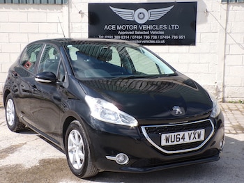 Peugeot - 208