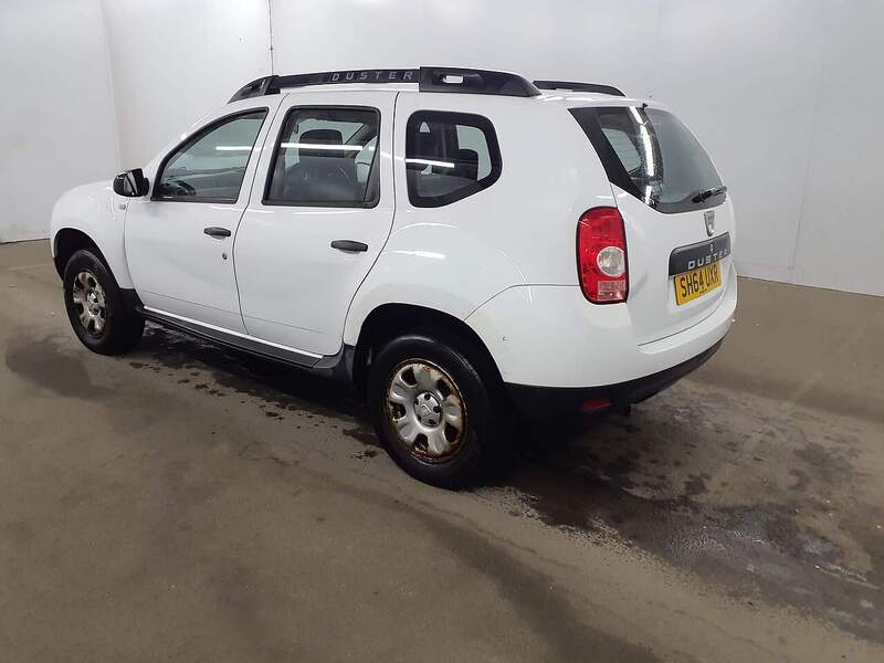 Used Dacia Duster 2014 for sale - 77129122: Photo 4
