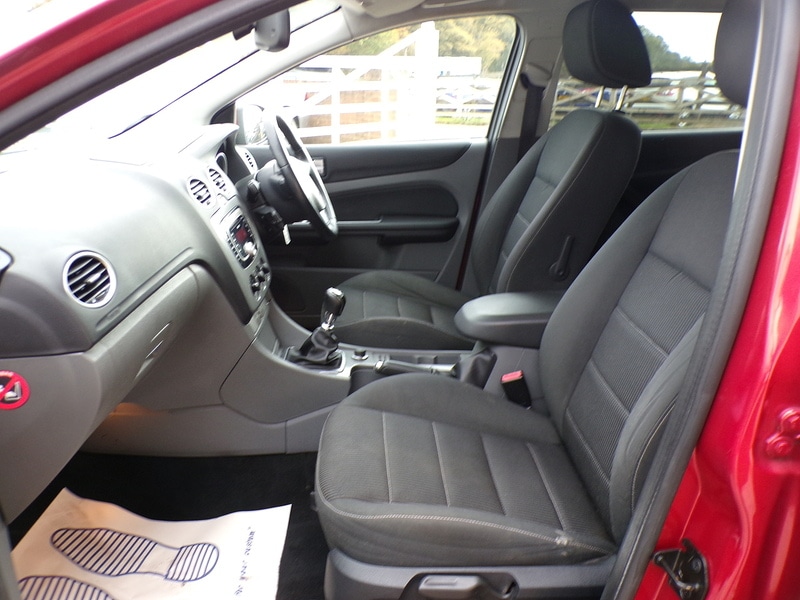 Used Ford Focus 2008 for sale - 76280432: Photo 11