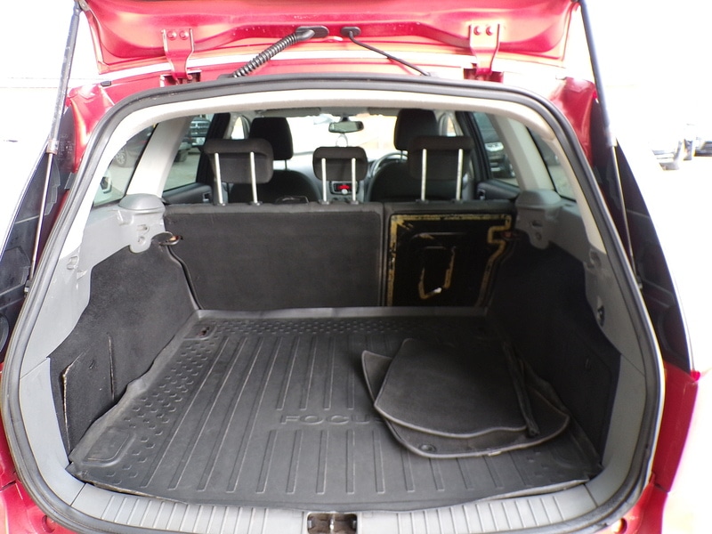 Used Ford Focus 2008 for sale - 76280432: Photo 15