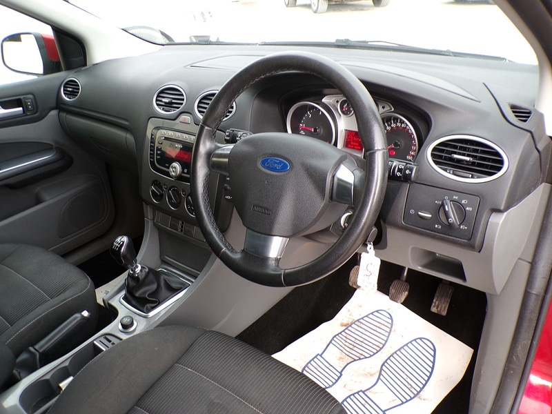 Used Ford Focus 2008 for sale - 76280432: Photo 9