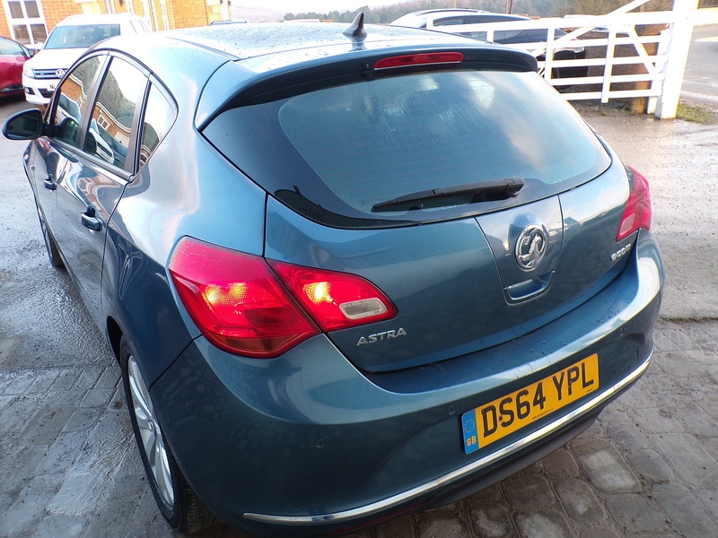 Used Vauxhall Astra 2014 for sale - 77236885: Photo 5