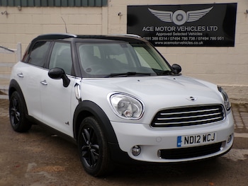 MINI - Countryman