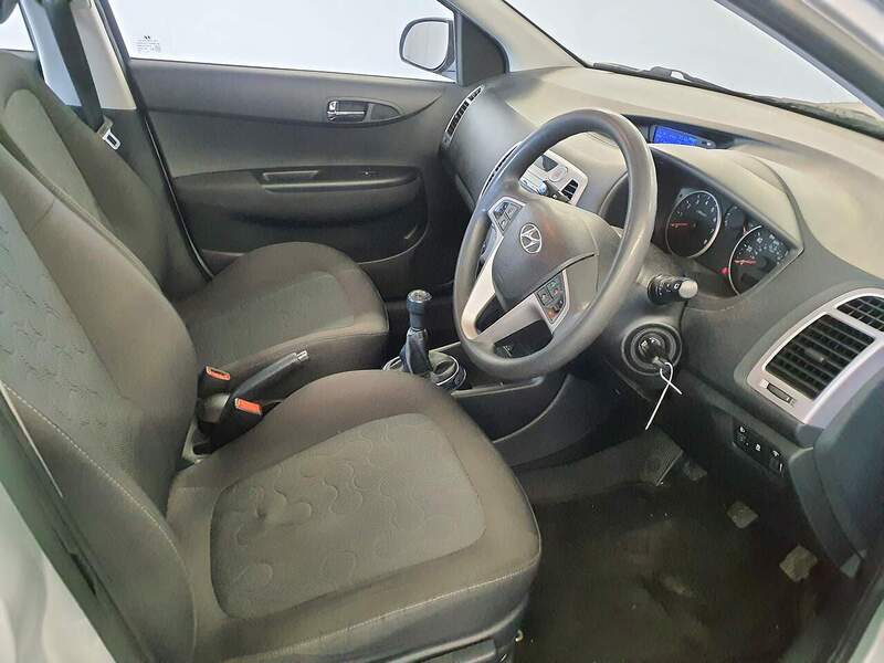 Used Hyundai i20 2010 for sale - 77976837: Photo 6