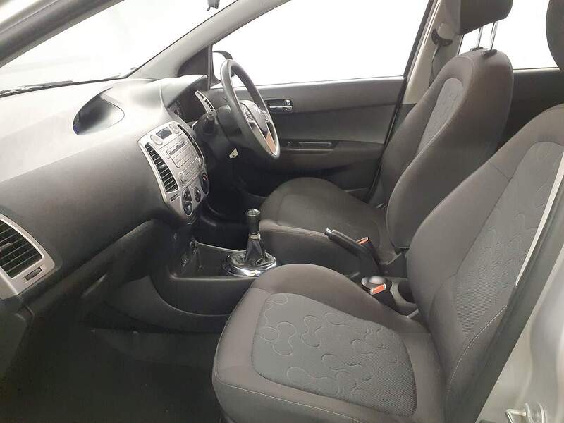 Used Hyundai i20 2010 for sale - 77976837: Photo 7