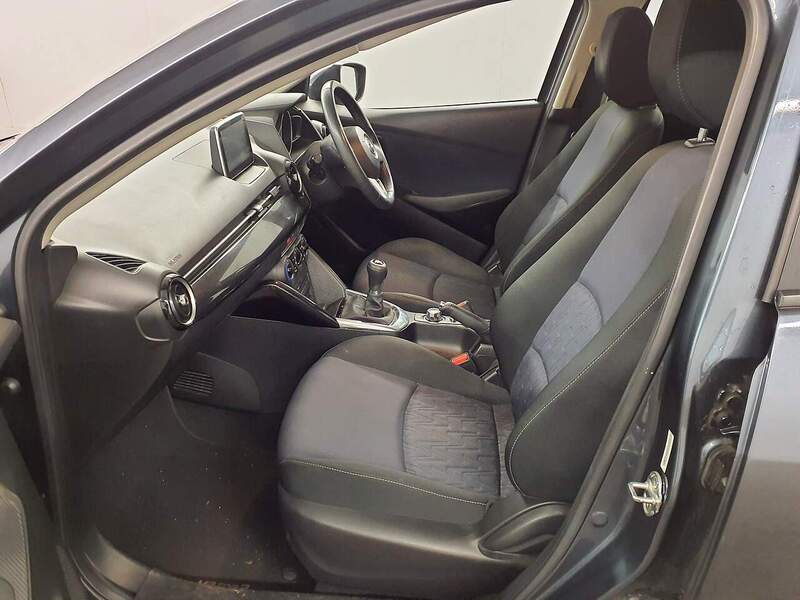Used Mazda Mazda2 2016 for sale - 76763172: Photo 8