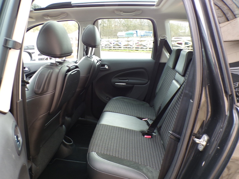 Used Citroen C3 Picasso 2012 for sale - 77735228: Photo 18