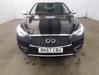 Used Infiniti Q30 2017 for sale - 78501836: Photo