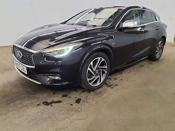 Used Infiniti Q30 2017 for sale - 78501836: Photo