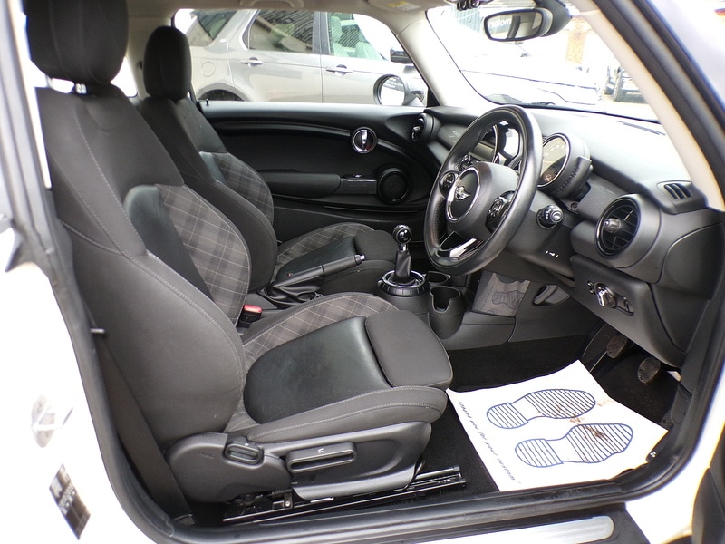 Used MINI Hatch 2017 for sale - 76034920: Photo 10