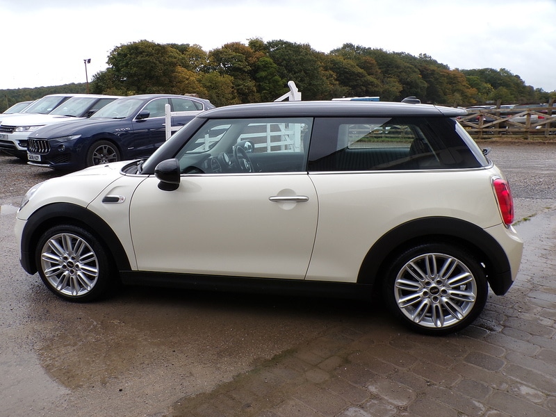 Used MINI Hatch 2017 for sale - 76034920: Photo 4