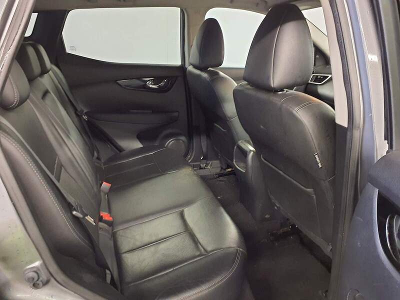 Used Nissan Qashqai 2014 for sale - 77384872: Photo 10