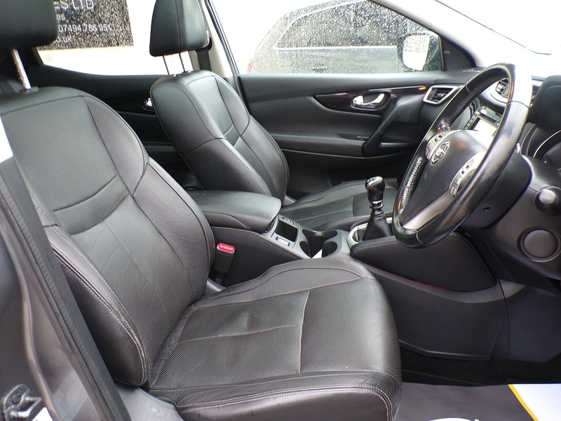 Used Nissan Qashqai 2014 for sale - 77384872: Photo 13