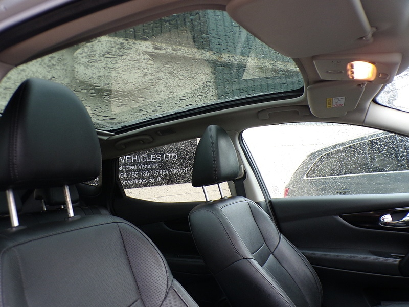 Used Nissan Qashqai 2014 for sale - 77384872: Photo 14