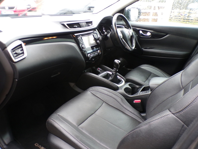 Used Nissan Qashqai 2014 for sale - 77384872: Photo 16