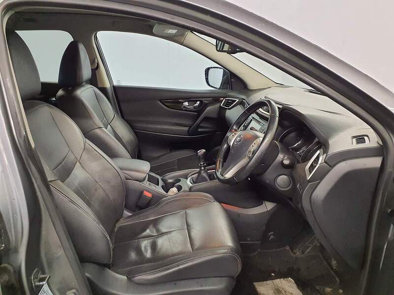 Used Nissan Qashqai 2014 for sale - 77384872: Photo 7