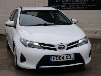 Used Toyota Auris 2014 for sale - 79434621: Photo