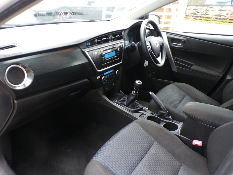 Used Toyota Auris 2014 for sale - 77206835: Photo 13