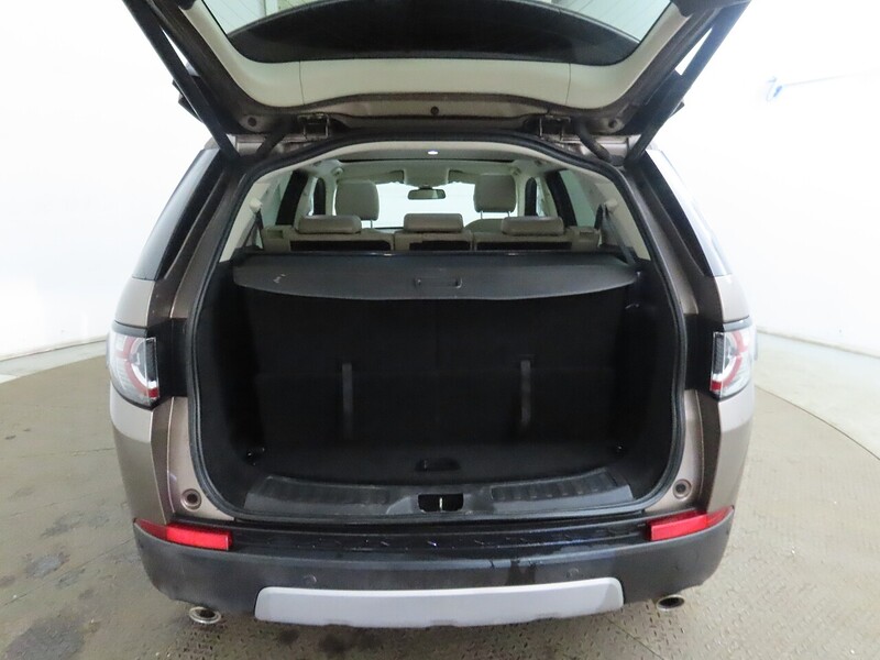 Used Land Rover Discovery Sport 2015 for sale - 77118251: Photo 11