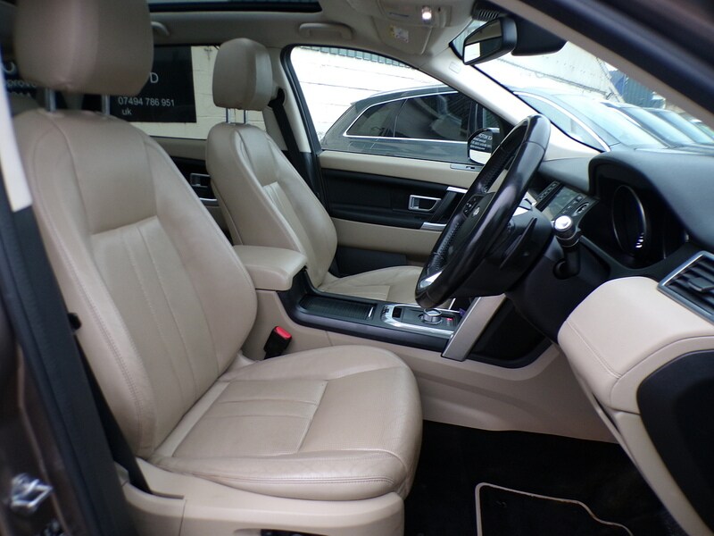 Used Land Rover Discovery Sport 2015 for sale - 77118251: Photo 12