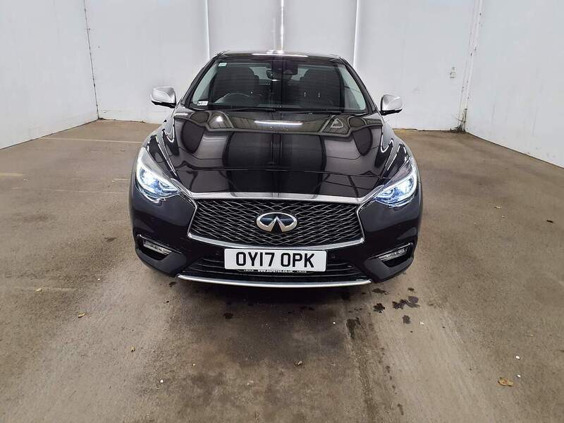 Used Infiniti Q30 2017 for sale - 77118249: Photo 2