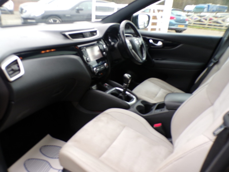 Used Nissan Qashqai 2014 for sale - 77027577: Photo 16