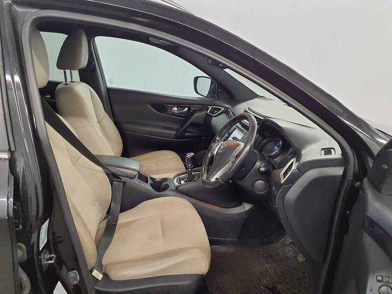 Used Nissan Qashqai 2014 for sale - 77027577: Photo 8