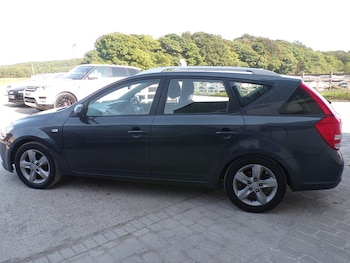 Used Kia Ceed 2011 for sale - 79433820: Photo