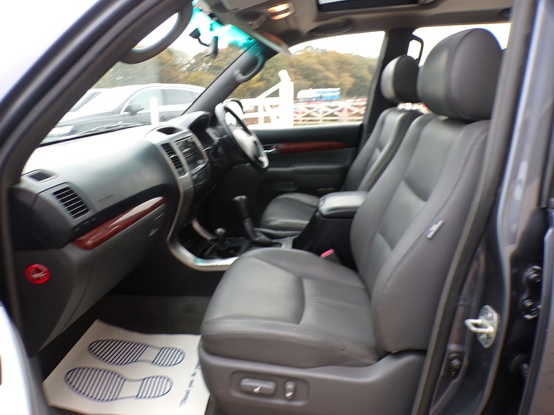 Used Toyota Land Cruiser 2004 for sale - 76224124: Photo 14