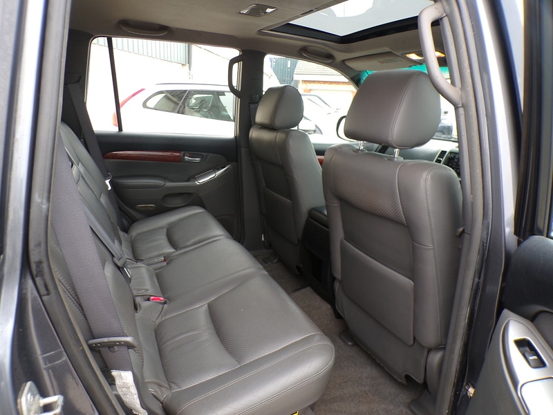 Used Toyota Land Cruiser 2004 for sale - 76224124: Photo 20