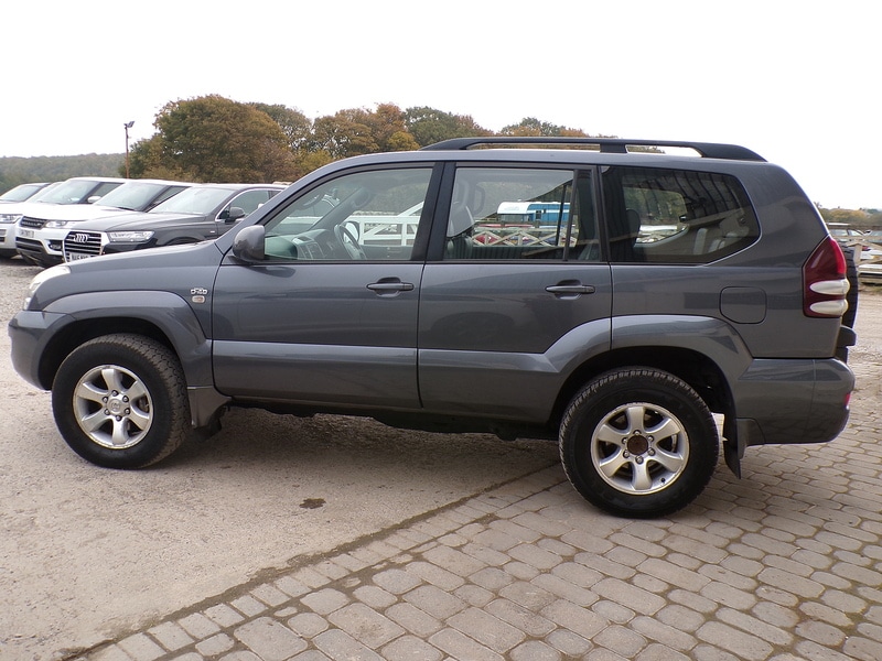 Used Toyota Land Cruiser 2004 for sale - 76224124: Photo 5