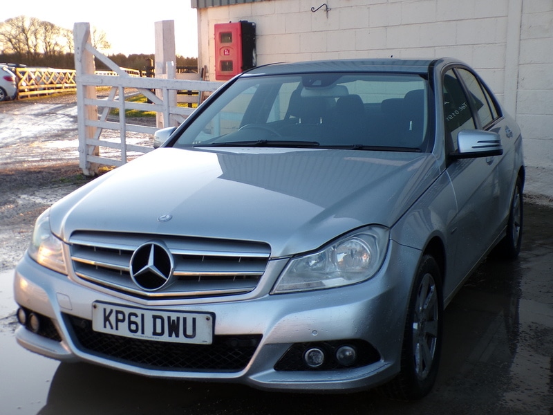 Used Mercedes-Benz C Class 2011 for sale - 77236900: Photo 3