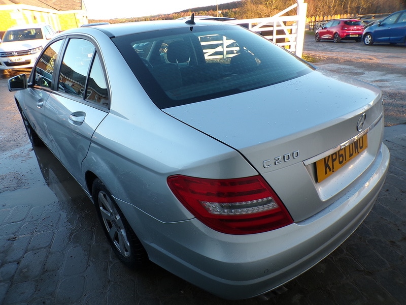 Used Mercedes-Benz C Class 2011 for sale - 77236900: Photo 5